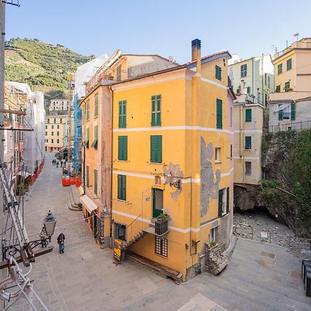 Il Leudo Dei Cinque Sensi Apartment เวอนาซซา ภายนอก รูปภาพ