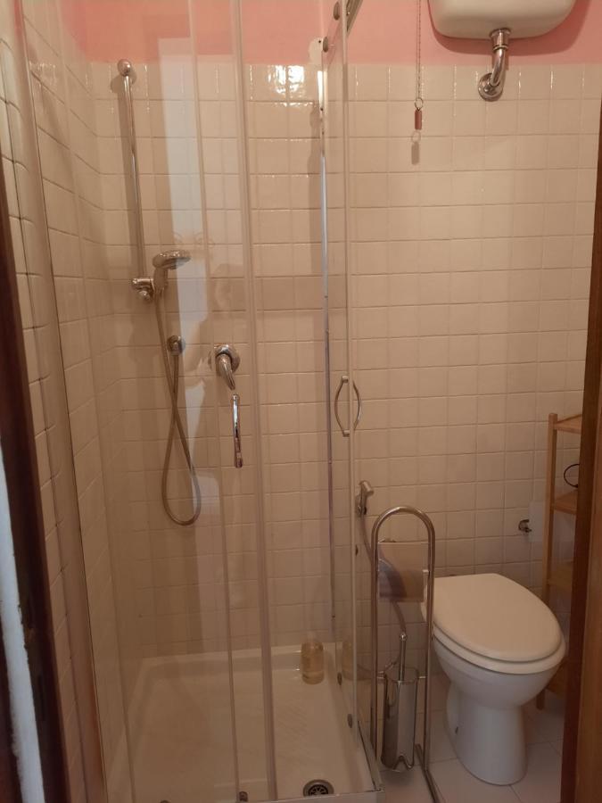 Il Leudo Dei Cinque Sensi Apartment เวอนาซซา ภายนอก รูปภาพ