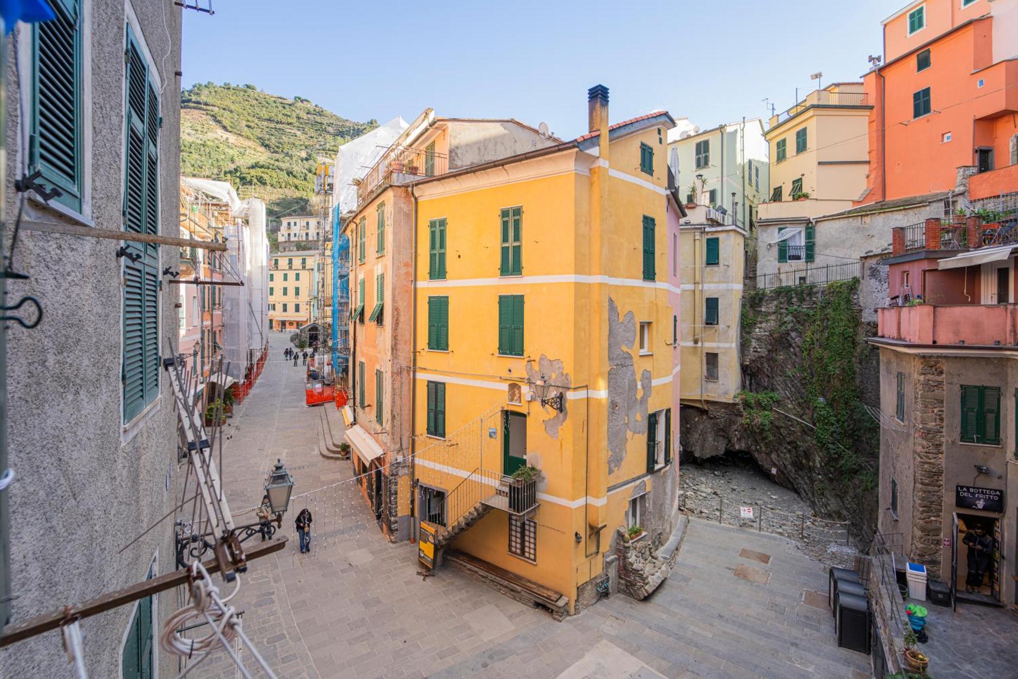 Il Leudo Dei Cinque Sensi Apartment เวอนาซซา ภายนอก รูปภาพ